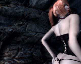 Female Mysterious Stranger — скриншот 2