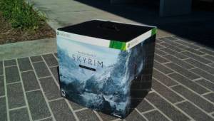 Коробка с коллекционным изданием игры — Коллекционное издание The Elder Scrolls V: Skyrim